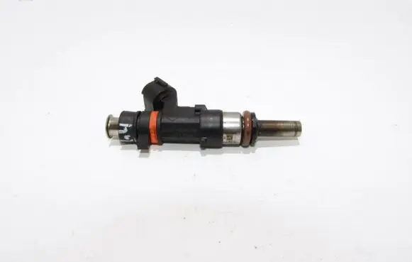 Renault Captur Fuel injector 0280158366