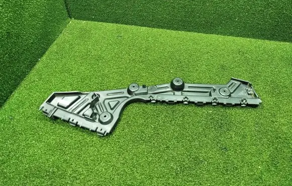 Opel Vivaro Rear bumper mounting bracket 850449497R 93451686 23176000