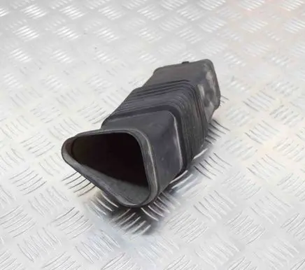 Volvo V60 Air intake duct part 70368440 30671772