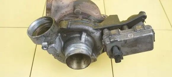 Mercedes-Benz A W176 Turbo A6510900586 4HTR39