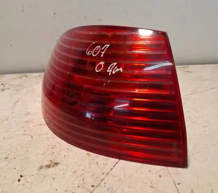 Peugeot 607 Rear/tail lights E29005 2543G 9005