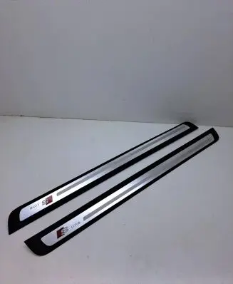 Audi A5 8T 8F Front sill trim cover 8T0853374 8T0853373
