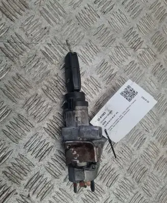 Audi A6 S6 C5 4B Ignition lock