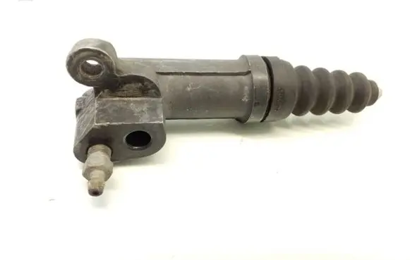 Audi A4 S4 B5 8D Clutch master cylinder