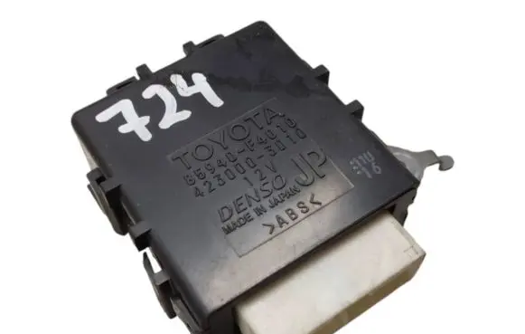 Toyota C-HR I Window wiper relay 85940F4010 4230003010