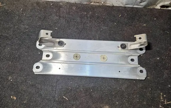 BMW X7 G07 Other under body part 7339964 05122018
