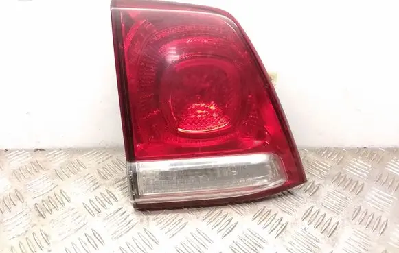 Toyota Land Cruiser (J200) Tailgate rear/tail lights 60136