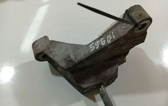 Ford Galaxy Engine mounting bracket AG917M125DA AG91-7M125-DA