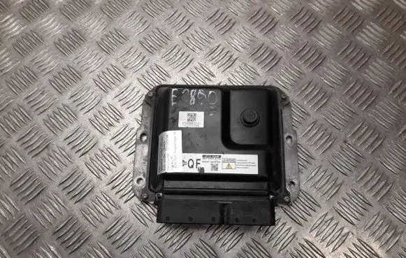 Nissan Navara D40 Engine control unit/module 237105X04B