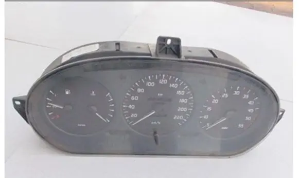 Renault Megane I Speedometer (instrument cluster)