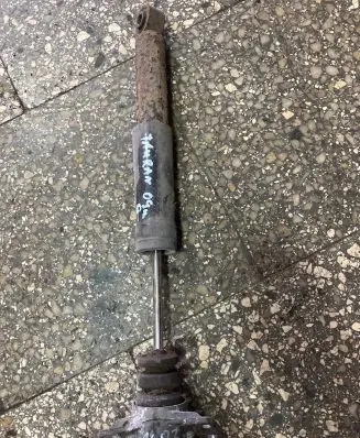 Volkswagen Touran I Rear shock absorber/damper