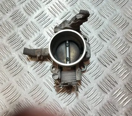Hyundai Elantra Throttle body valve 35100-23751