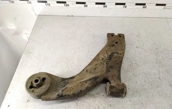 Ford Mondeo Mk III Front lower control arm/wishbone 1S713A262A01