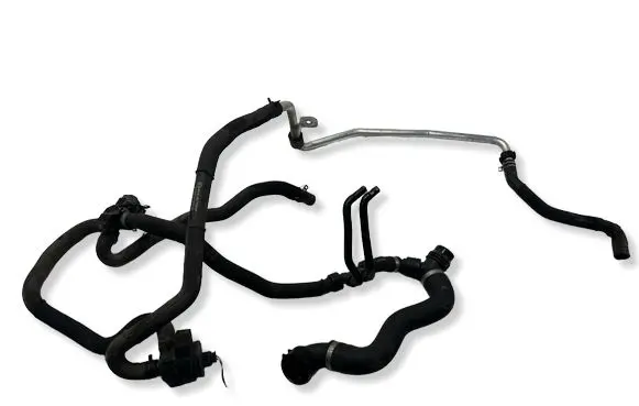 Opel Insignia A Engine coolant pipe/hose 
