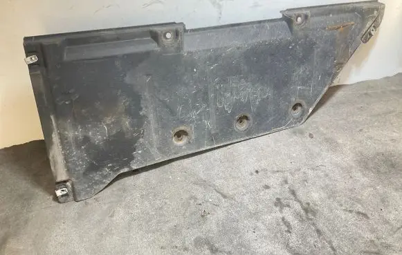 Land Rover Evoque II Other under body part L8D2117B24AB 106386760103