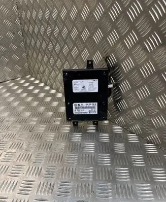 Volkswagen PASSAT B7 Bluetooth control unit module 7P6035730B