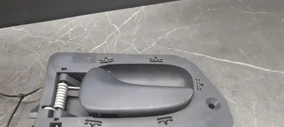Renault Laguna I Rear door exterior handle 7700823286n
