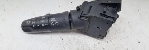 Nissan Terrano Indicator stalk 25540