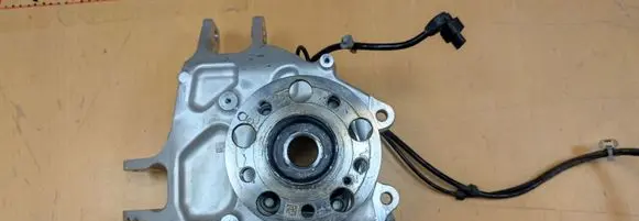 Mercedes-Benz AMG GT R190 C190 Rear wheel hub spindle/knuckle A1903505201 1903505201