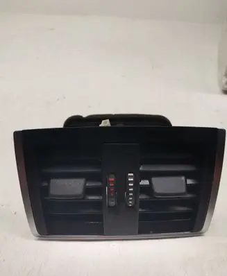 BMW 4 F32 F33 Rear air vent grill 933367502