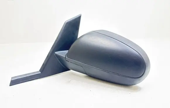 Mitsubishi Colt Manual wing mirror E9024259
