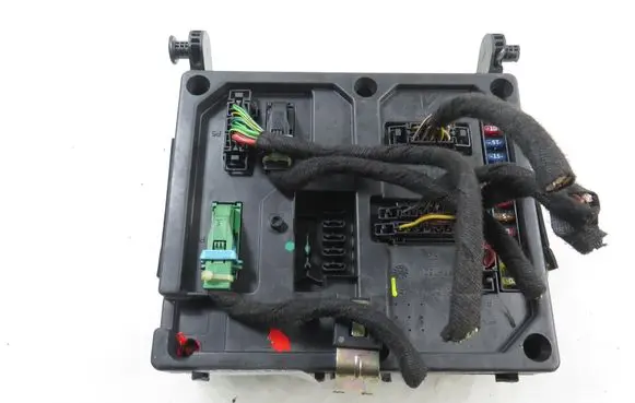 Seat Alhambra (Mk1) Central body control module S108152001D