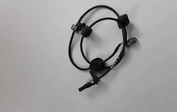 Subaru Forester SK ABS brake wheel speed sensor K327540FL021