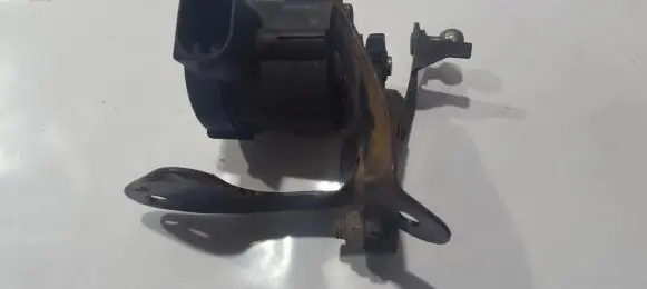 Mercedes-Benz E W210 Front height sensor lever 0105427517