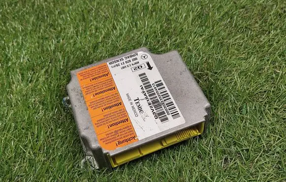 Mercedes-Benz ML W163 Airbag control unit/module 0028202126