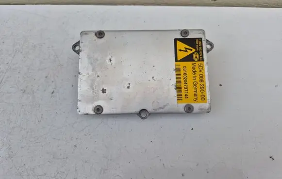Audi A6 S6 C6 4F Headlight ballast module Xenon 5DV00829000