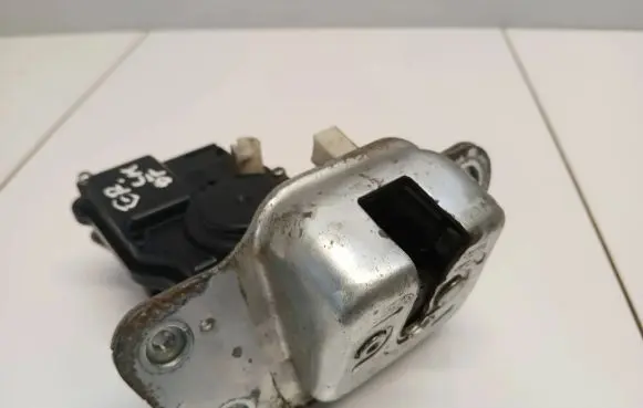 Jeep Grand Cherokee (WK) Tailgate/trunk/boot lock/catch/latch