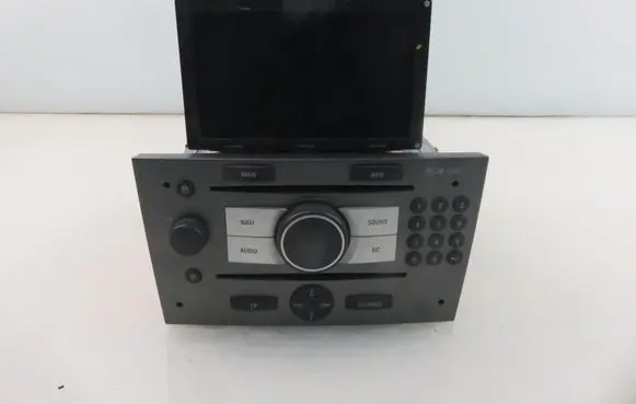 Radio/CD/DVD/GPS head unit