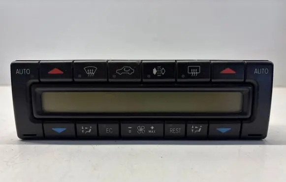 Mercedes-Benz E W210 Climate control unit 2108303285
