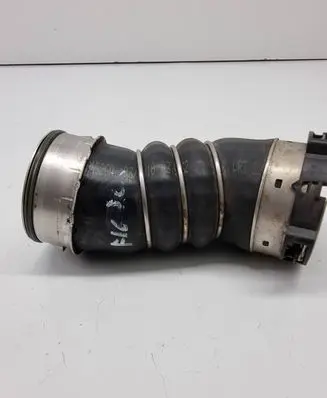 BMW X6 F16 Intercooler hose/pipe