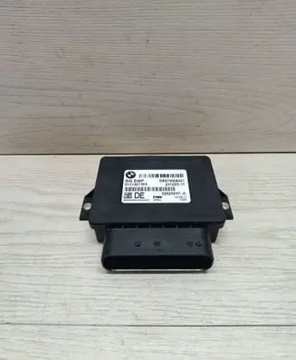 BMW 5 F10 F11 Hand brake control module 6799083 23122010 32620257A