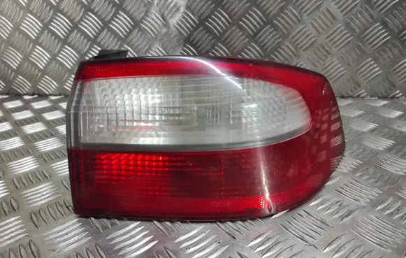 Renault Laguna II Rear/tail lights 8200002474