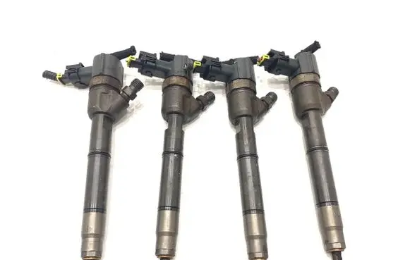KIA Ceed Fuel injectors set 338002A900