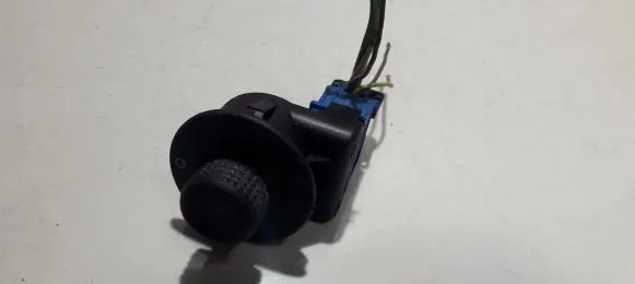 Citroen Xsara Wing mirror switch 185526