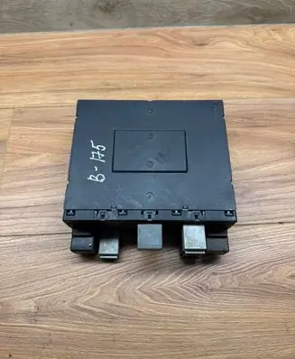 Volkswagen PASSAT B6 Comfort/convenience module 3C8937049E 03981689 F005V00745