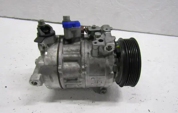 Volkswagen PASSAT B8 Air conditioning (A/C) compressor (pump) 3Q0816803D
