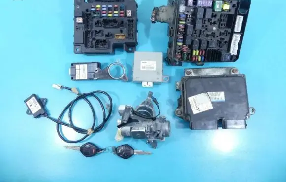 Mitsubishi Outlander Engine control unit/module ECU 1860A727 IMPRK1037382