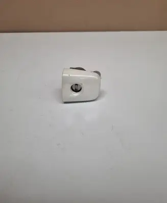 Nissan Qashqai Front door lock (next to the handle) N0504815