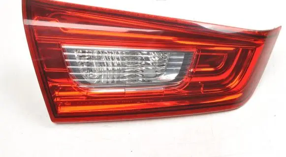Mitsubishi ASX Tailgate rear/tail lights 
