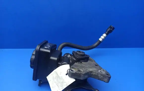 BMW 7 E65 E66 Power steering pump 6779857010 LH2110936 2247556