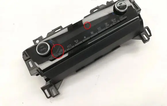 Toyota Yaris Cross Interior fan control switch 559000DP80