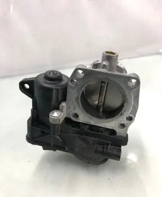 Citroen C4 III e-C4 Throttle valve 9842936880