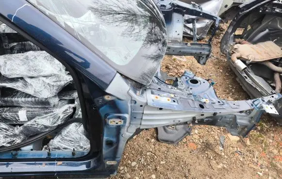 Mazda CX-5 Front quarter panel 