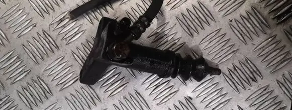 Clutch slave cylinder