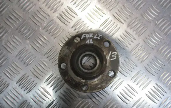 Volkswagen Fox Rear wheel bearing hub 