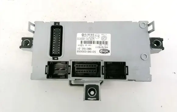 Fiat Stilo Fuse box set 501861030058 46797611